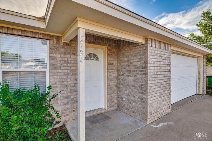 Property Photo:  2724 McGill Boulevard  TX 76905 