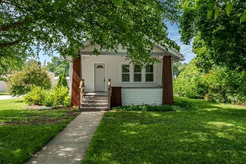 Property Photo: 237 E Madison Avenue WI 53563