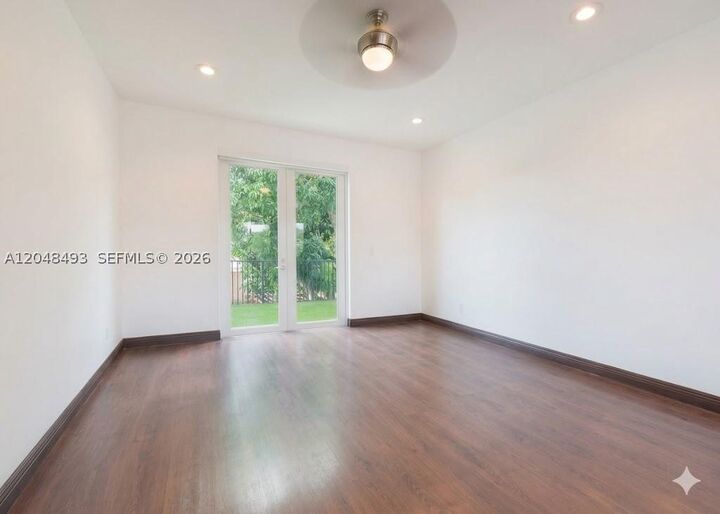 Property Photo: 8164 SW 171st St FL 33157