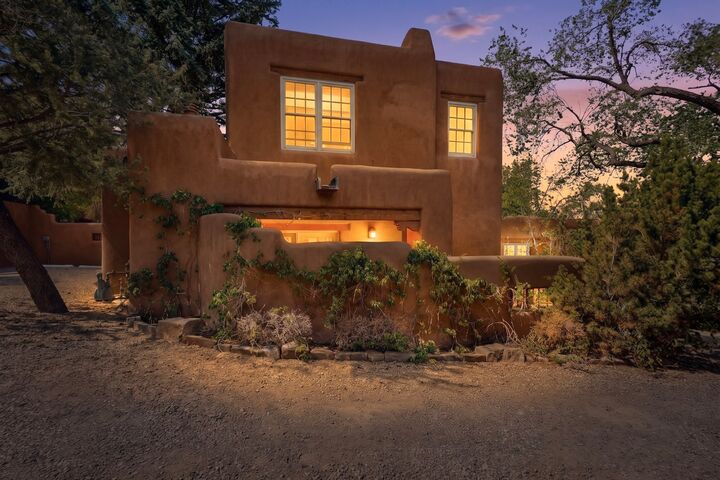 Property Photo: 334 Otero #13-4 NM 87501