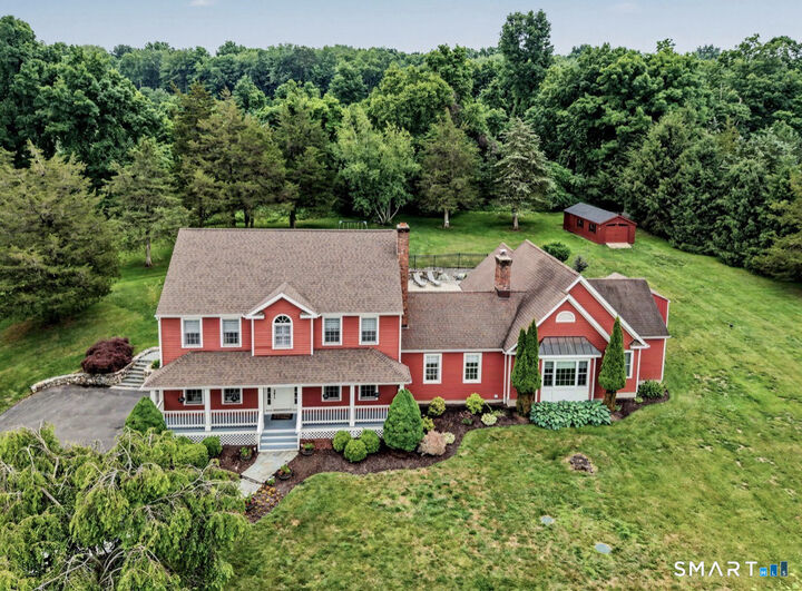 Property Photo:  9 Hedge Meadow Lane  CT 06470 