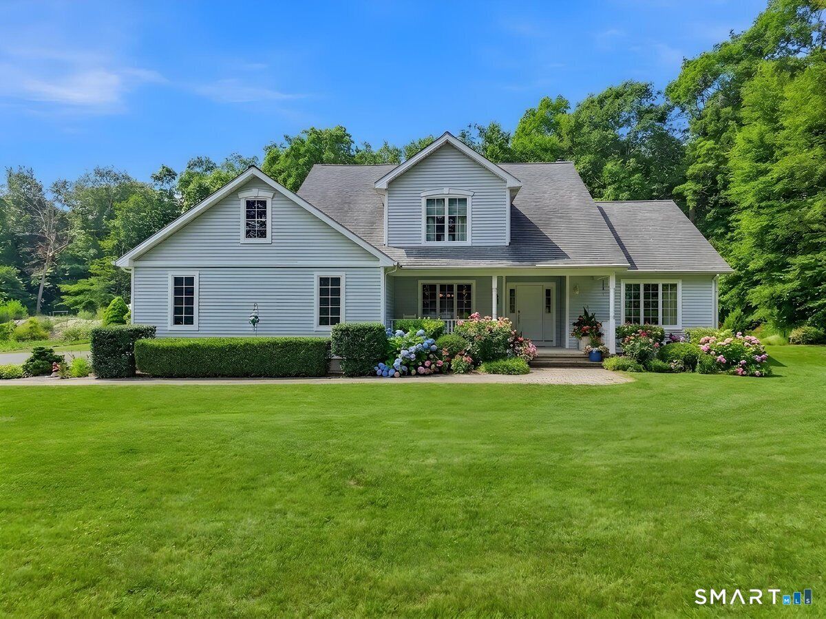 Property Photo:  75 Derry Hill Road  CT 06382 
