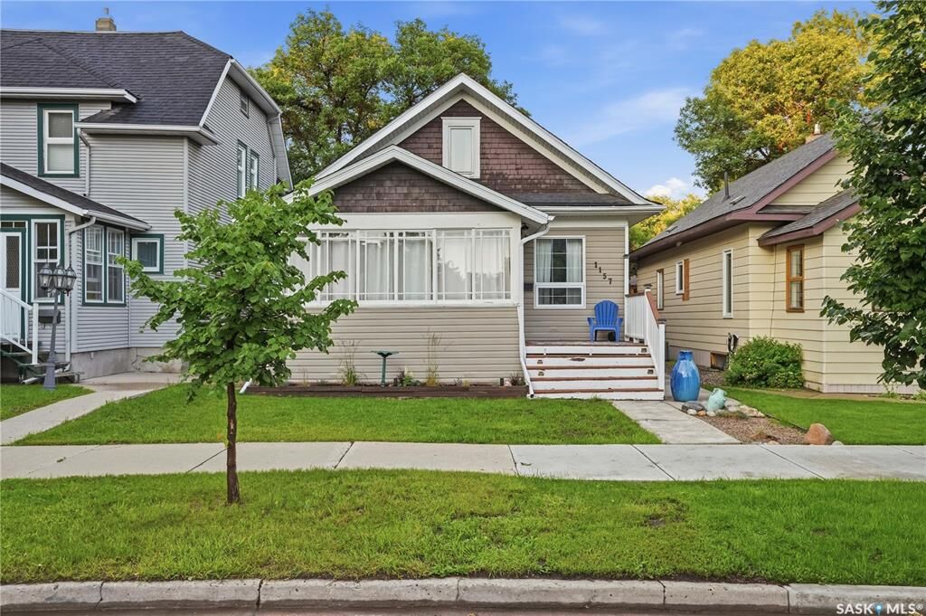 Property Photo: 1157 3rd Avenue NW SK S6H 3V1