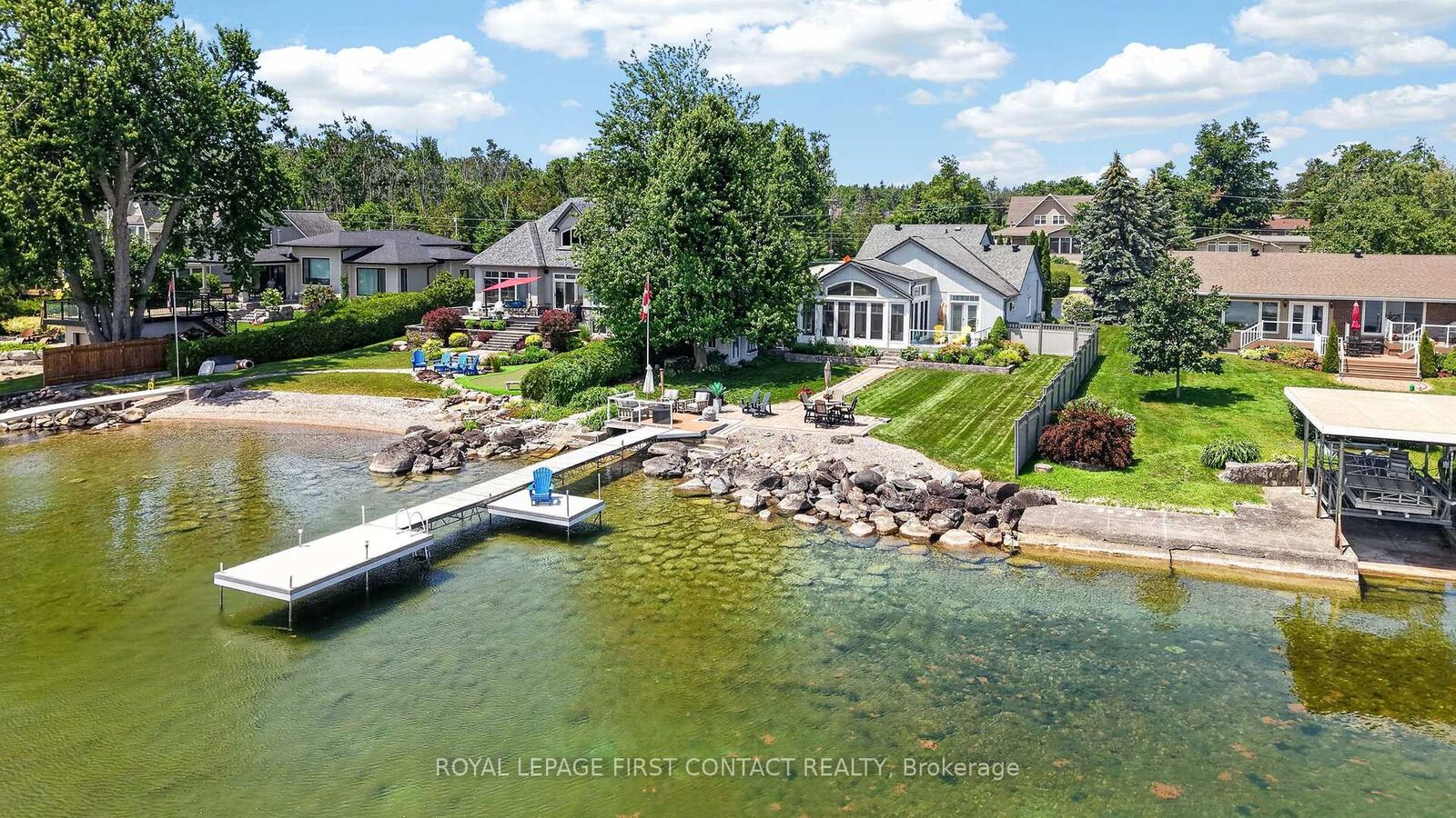Property Photo: 167 Lakeshore Road W ON L0L 2E0