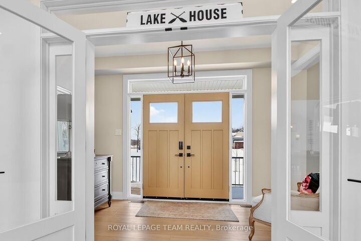 Property Photo: 212 Kaswit Drive ON K7C 0C4