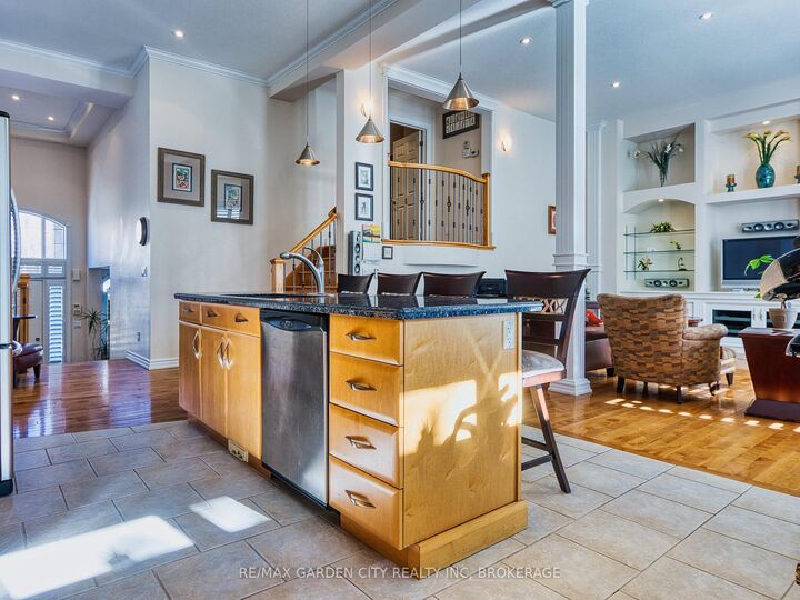 Property Photo: 31 Sawmill Road 16 ON L2S 0A1