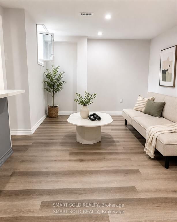 Property Photo:  28 Leggott Avenue Basement Bedroom  ON L4N 8A9 