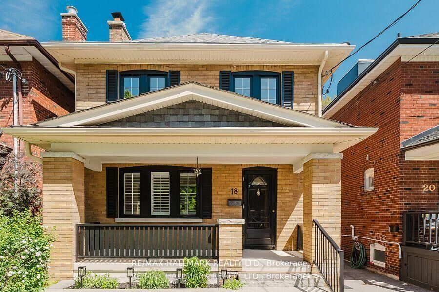 Property Photo: 18 Glen Stewart Avenue ON M4E 1P7