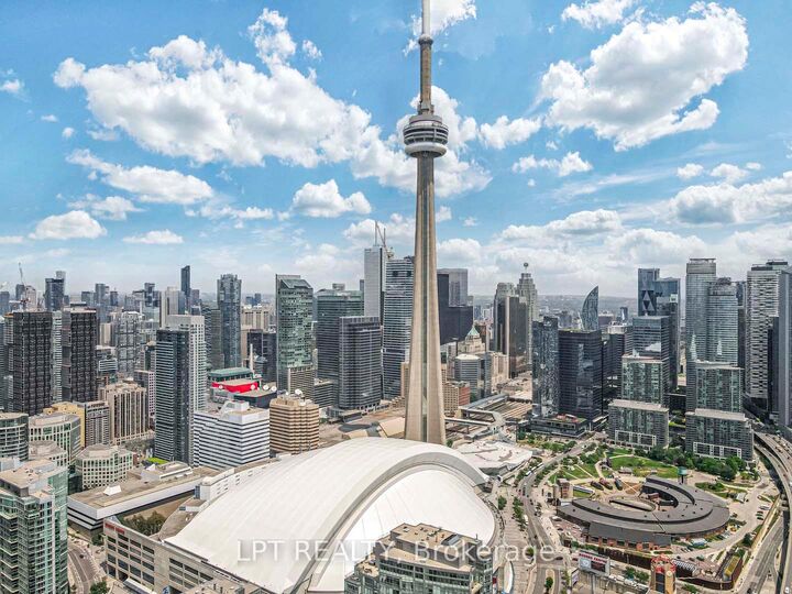 Property Photo: 215 Fort York Boulevard 217 ON M5V 4A2