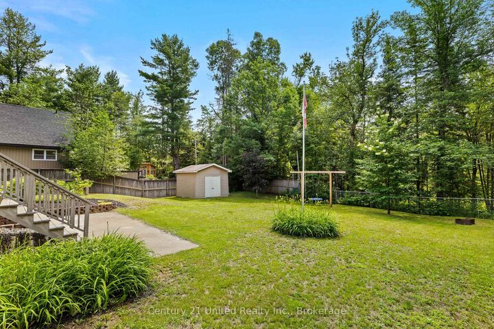 Property Photo:  31 River Street  ON K0L 1A0 