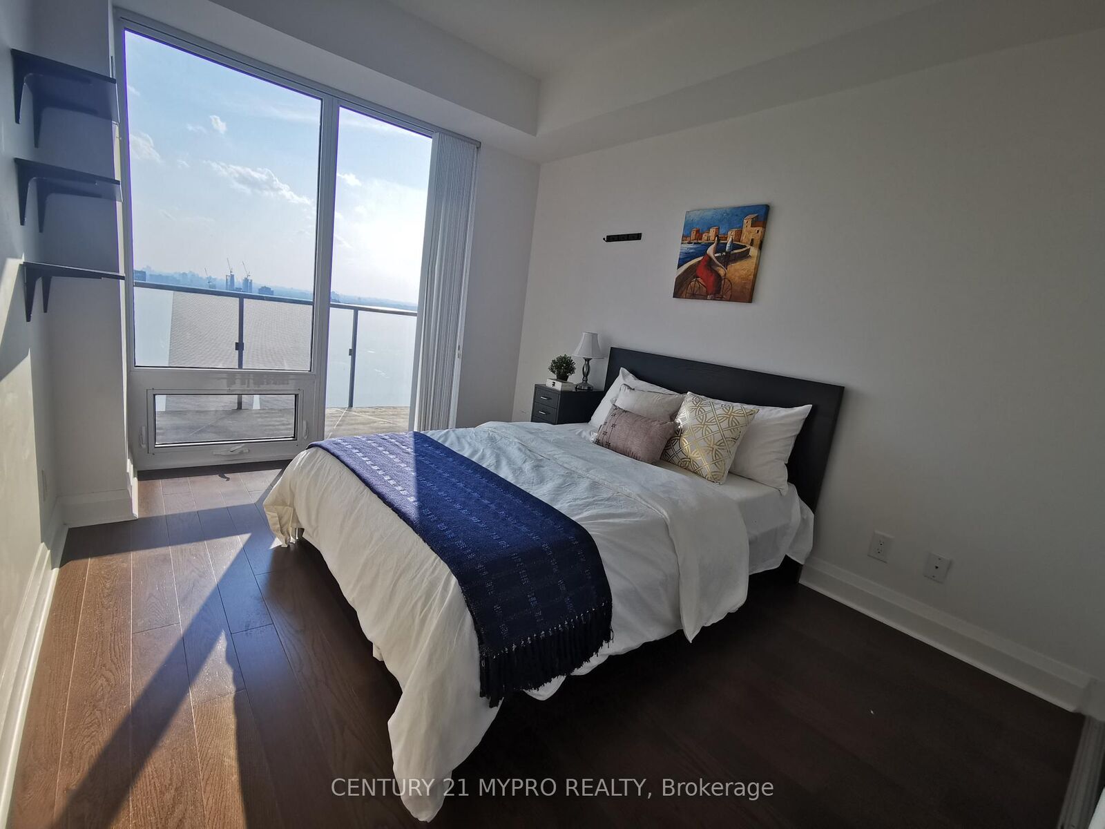 Property Photo: 65 St Mary Street 2405 ON M5S 0A6
