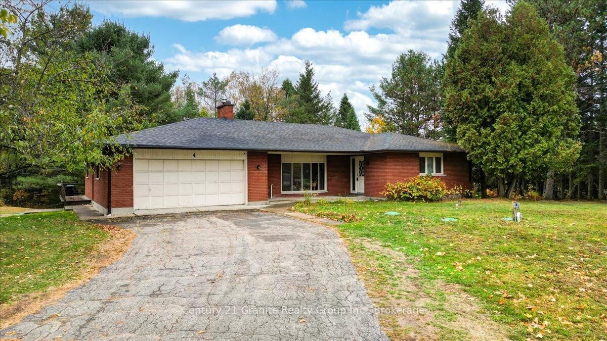 Property Photo:  4 Maxwell Settlement Road  ON K0L 1C0 
