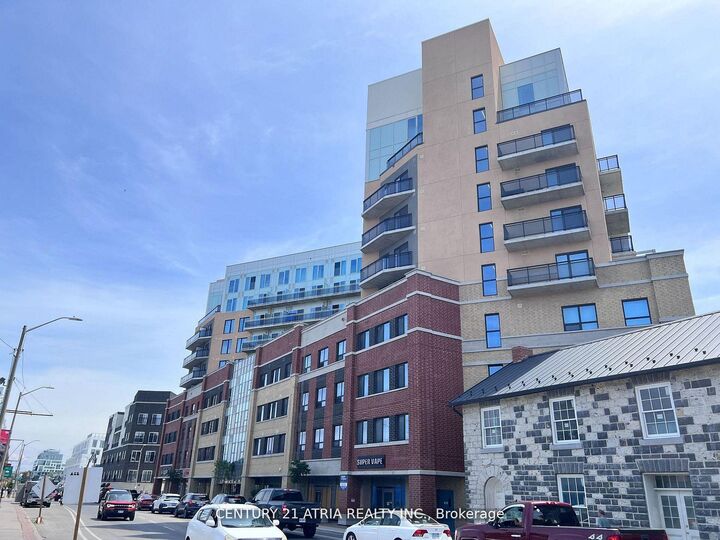 Property Photo:  652 Princess Street 411  ON K7L 1E5 
