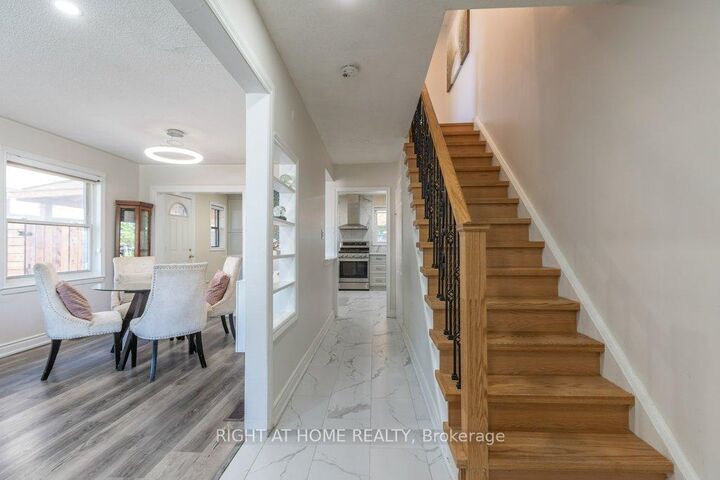 Property Photo: 4 Fennimore Crescent ON M3N 1G8
