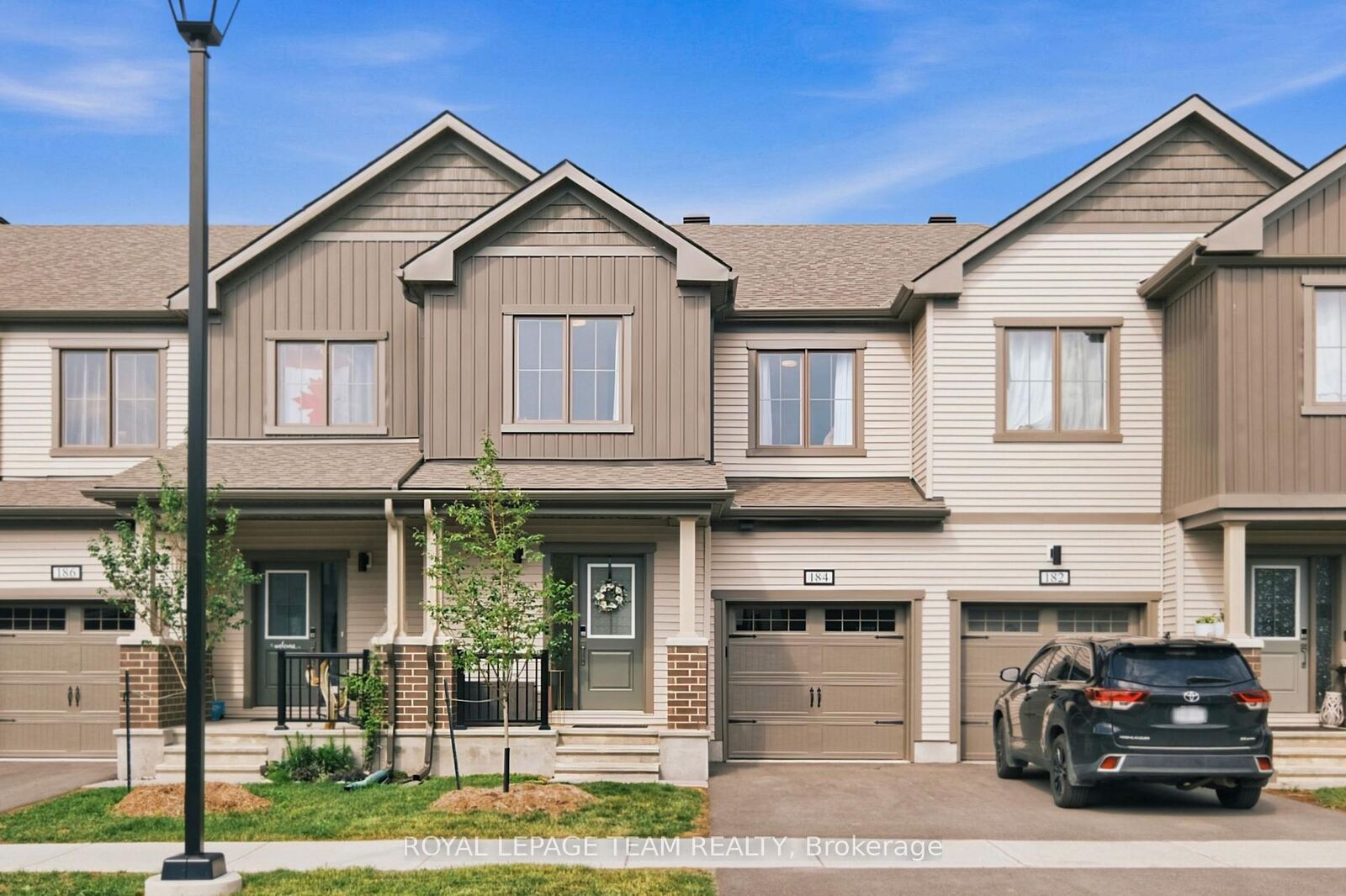Property Photo:  184 Robert Perry Street  ON K0G 1J0 