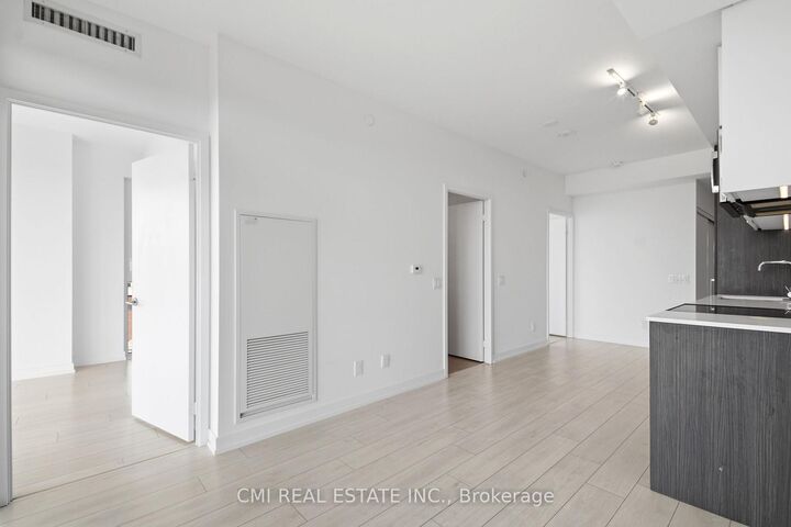 Property Photo:  500 Dupont Street 607  ON M6G 0B8 