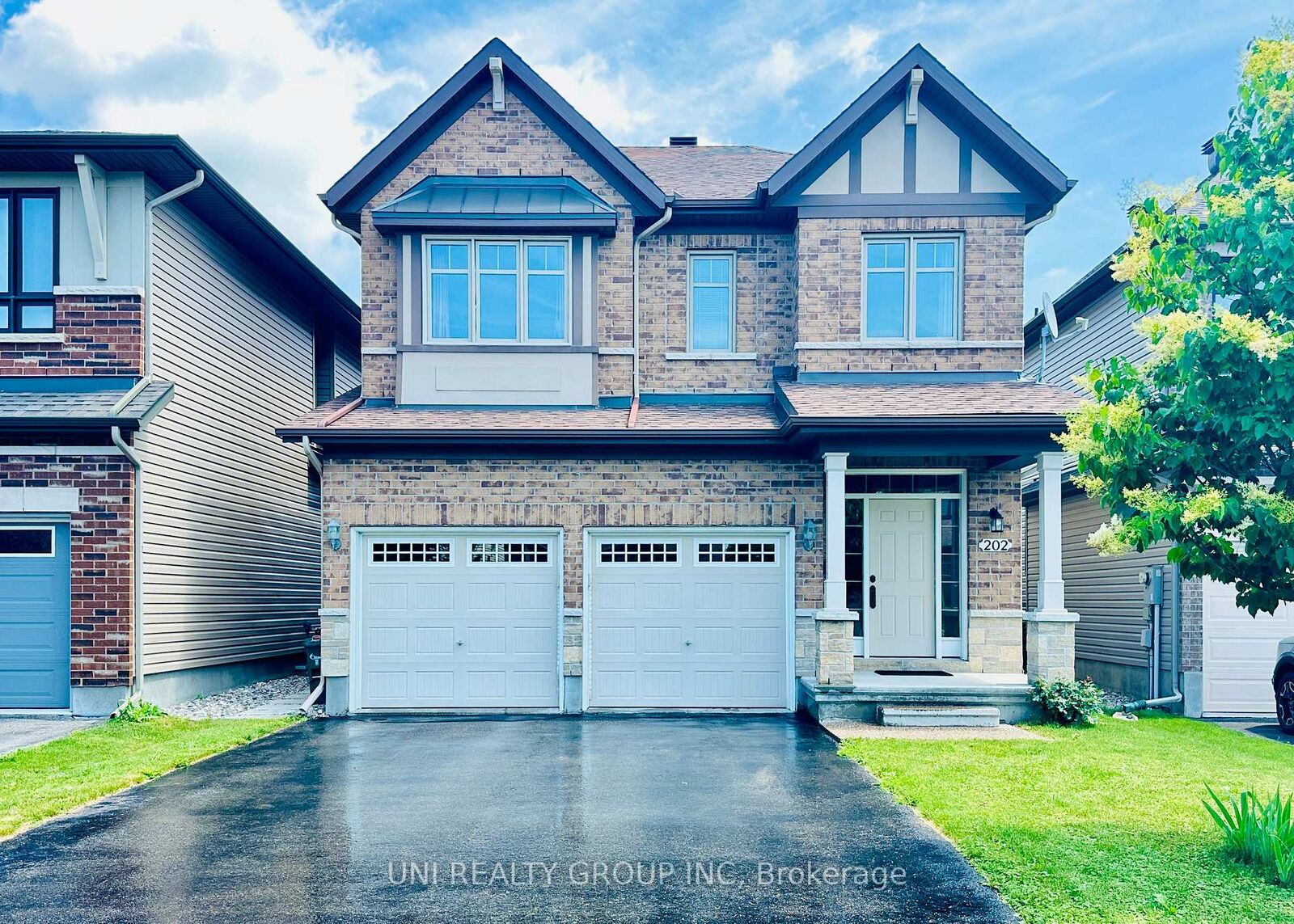 Property Photo:  202 Mareth Way  ON K4M 0C9 