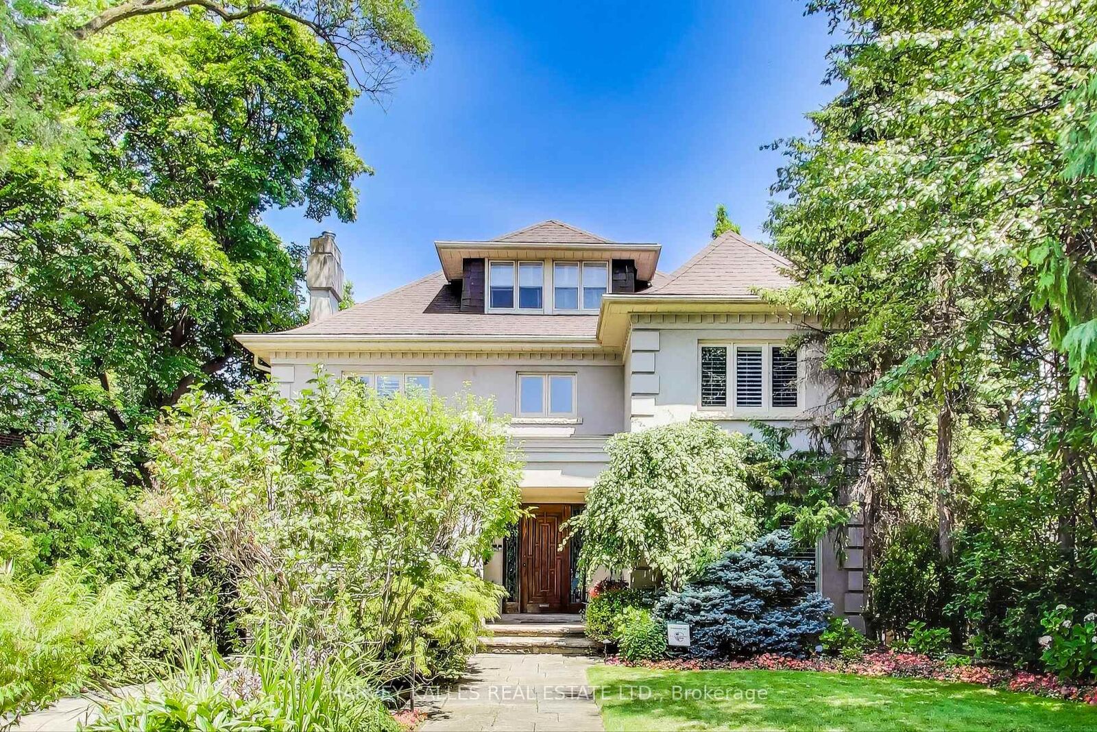Property Photo: 103 Vesta Drive ON M5P 2Z8
