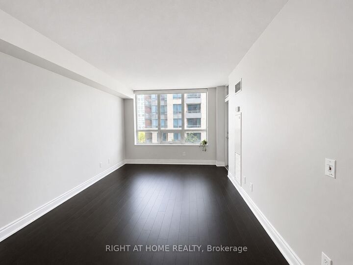 Property Photo:  35 Viking Lane 532  ON M9B 0A2 