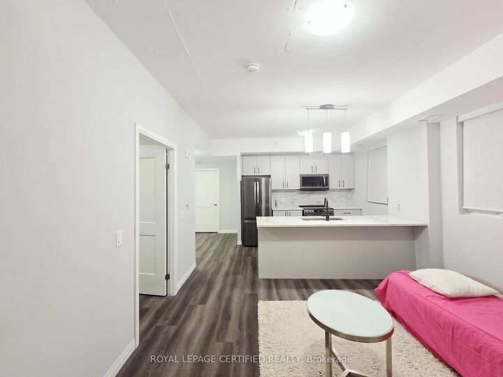 Property Photo: 108 Garment Street 1502 ON N2G 0E2