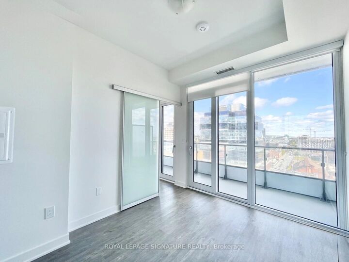 Property Photo:  70 Princess Street 1502  ON M5A 0X6 
