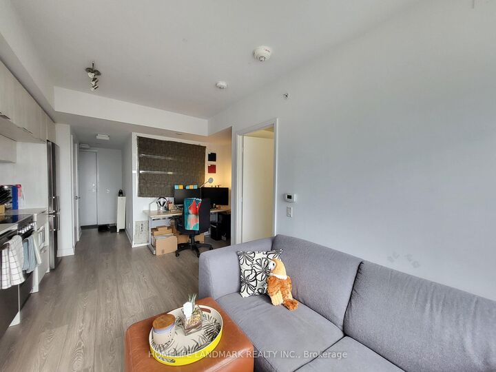 Property Photo: 181 Dundas Street E 3308 ON M5A 0N5
