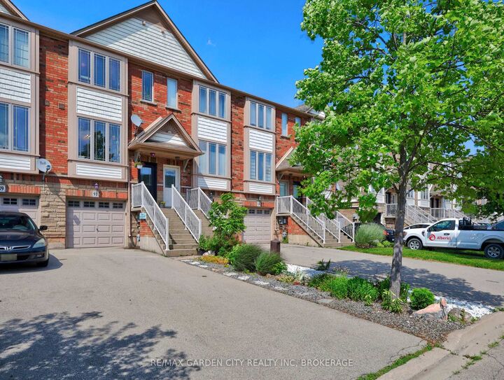 Property Photo: 91 Willow Lane ON L3M 0B2