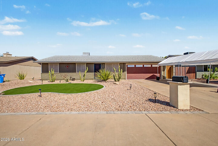 Property Photo:  112 E Juniper Avenue  AZ 85234 