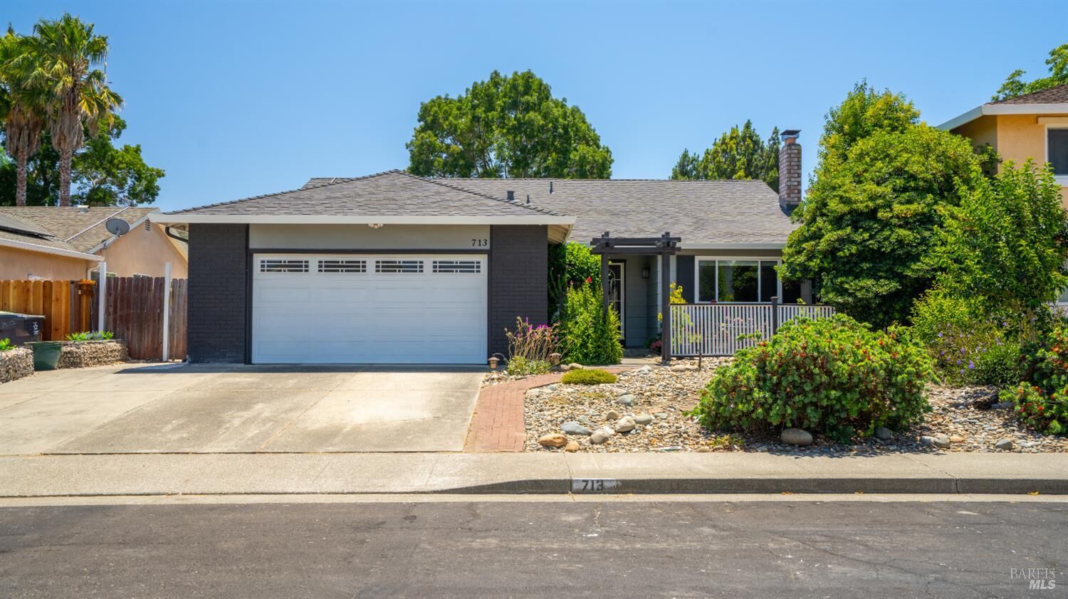 Property Photo:  713 Dogwood Circle  CA 94533 
