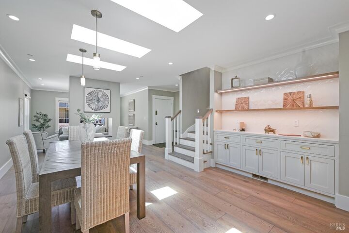 Property Photo:  19 Linda Avenue  CA 94903 