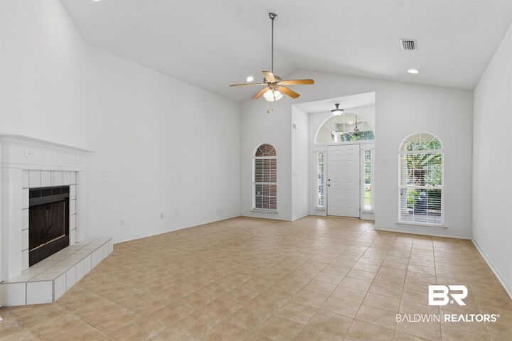 Property Photo:  410 Dolphin Avenue  AL 36542 