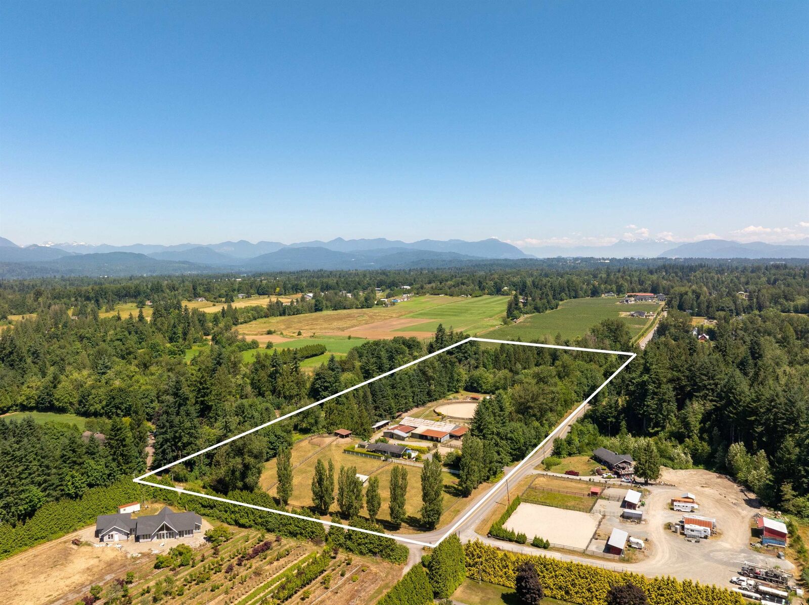 Property Photo: 25177 64 Avenue BC V4W 1H5