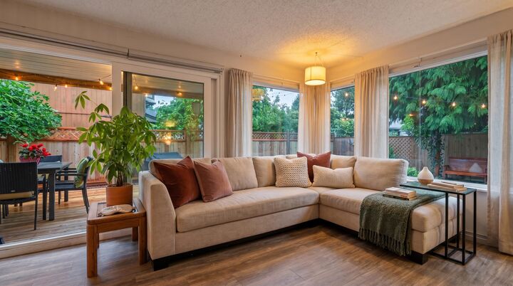 Property Photo: 886 Pinebrook Place BC V3C 4B9