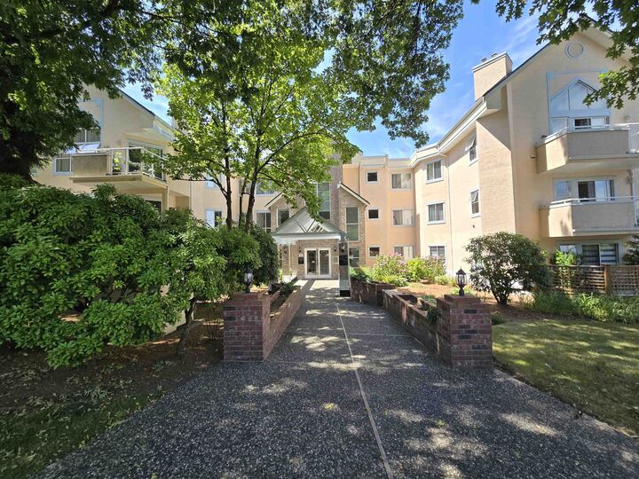 5565 Barker Avenue 101 — photo 1