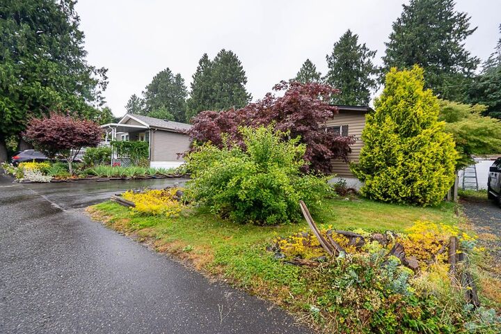 Property Photo: 52324 Yale Road 8 BC V0X 1X1