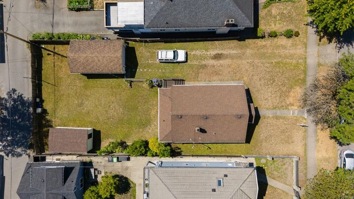 Property Photo: 428 E 62nd Avenue BC V5X 2G1