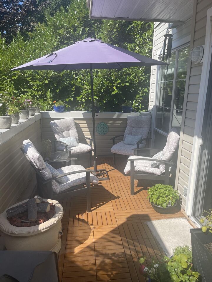 Property Photo: 1169 Vidal Street 8 BC V4B 3T4