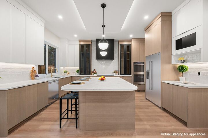 Property Photo: 11472 138A Street BC V3R 0J3
