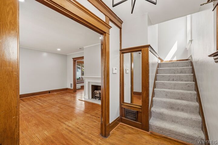 Property Photo:  121 Tremaine Avenue  NY 14217 