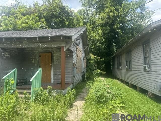 Property Photo: 3913 Topeka St LA 70805