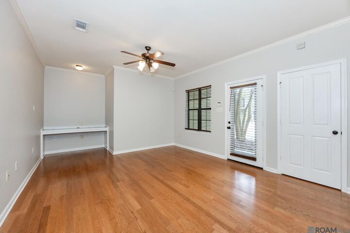 Property Photo: 612 S Kenilworth Pkwy #2A LA 70820