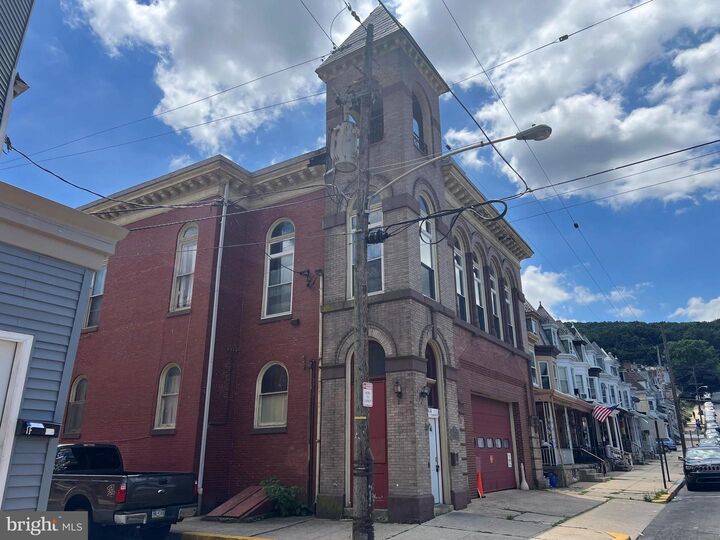 Property Photo:  433 S 15th Street  PA 19602 