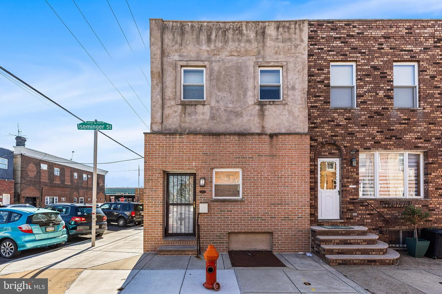 Property Photo:  2520 S Iseminger Street  PA 19148 