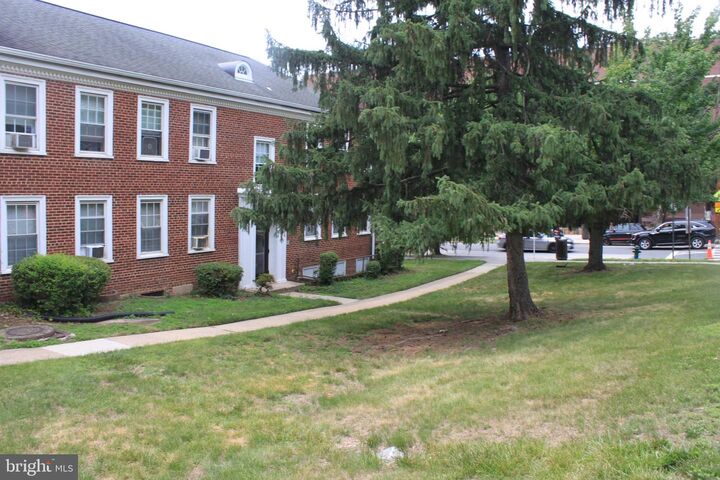 Property Photo:  2703 31st Street SE B280  DC 20020 