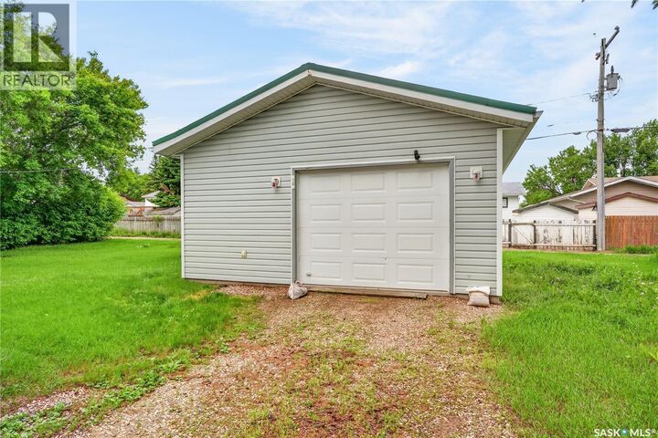 Property Photo: 229 Lendrum Street SK S0E 1A0
