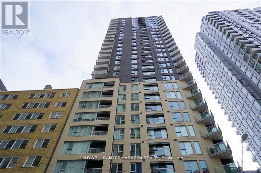 Property Photo: 40 Nepean Street 1102 ON K2P 0X5