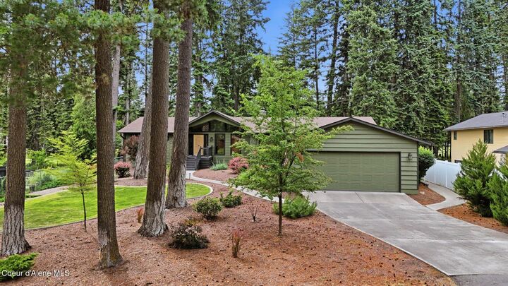 Property Photo:  12049 N Brighton Ct  ID 83835 
