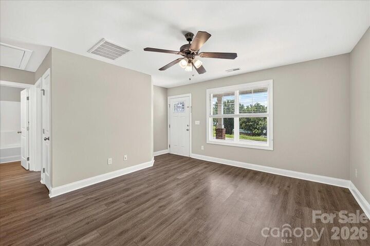 Property Photo:  608 Ben Avenue  NC 28081 