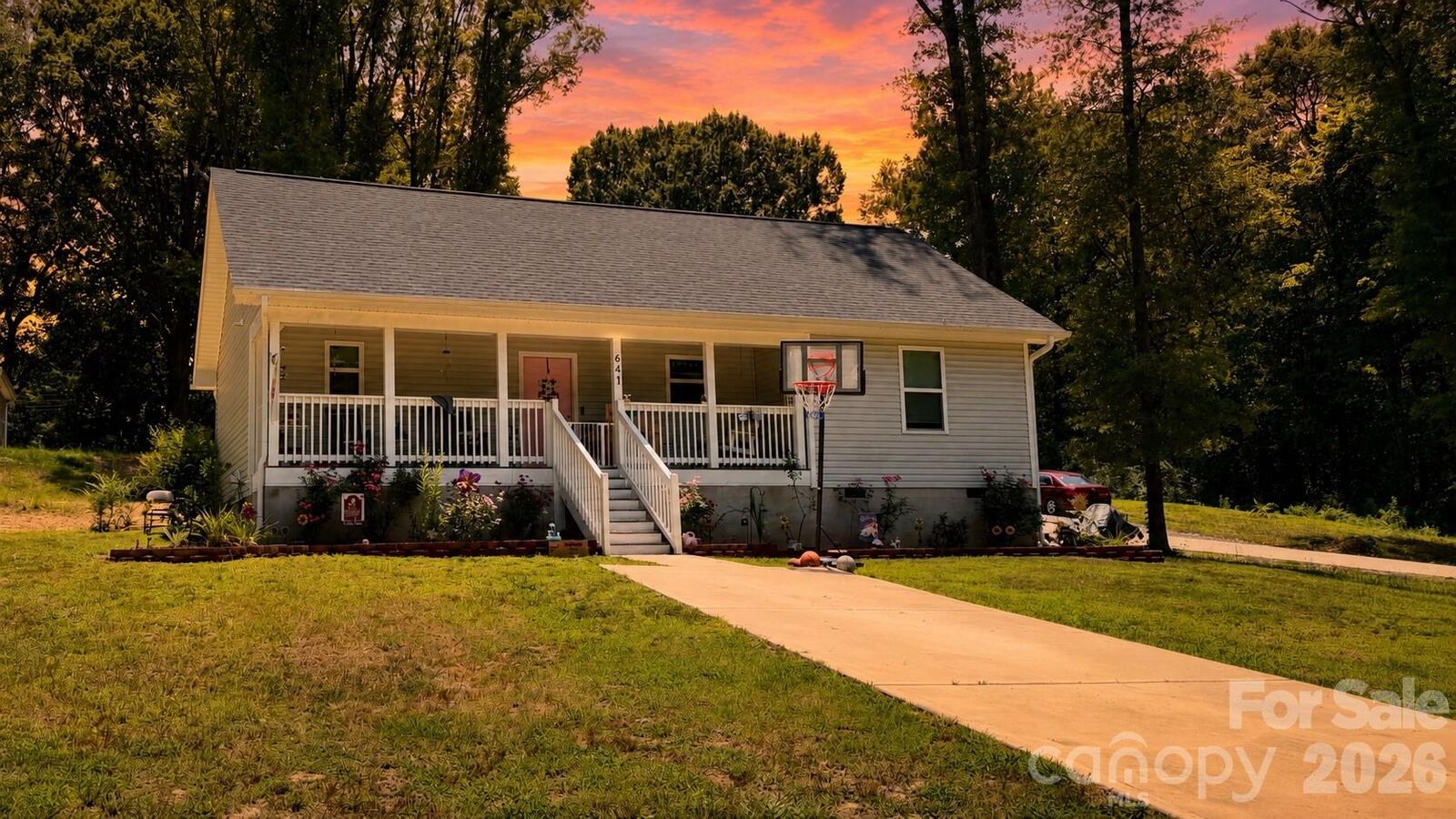 Property Photo:  641 Johns Lane  NC 28052 