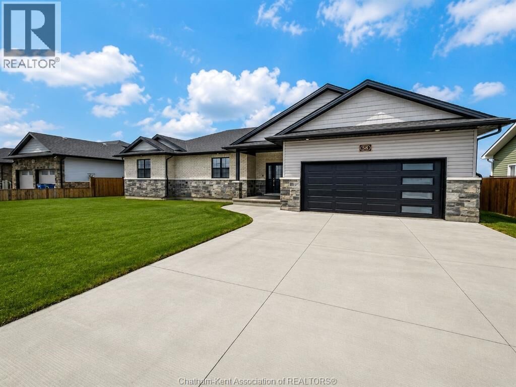 Property Photo:  58 Sleepy Meadow Drive  ON N0P 1A0 